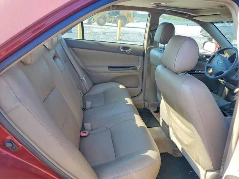 64701946 :رقم المزاد ، 4T1BE32K35U018871 vin ، 2005 Toyota Camry مزاد بيع