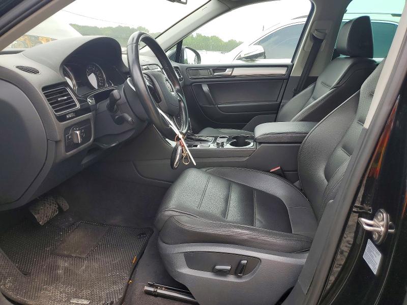 63851406 :رقم المزاد ، WVGFF9BP8BD001072 vin ، 2011 Volkswagen Touareg مزاد بيع