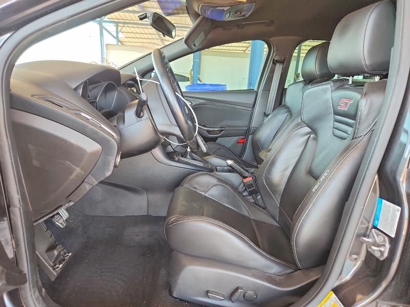 2016 Ford Focus მანქანა იყიდება აუქციონზე, vin: 1FADP3L93GL315558, აუქციონის ნომერი: 64411596