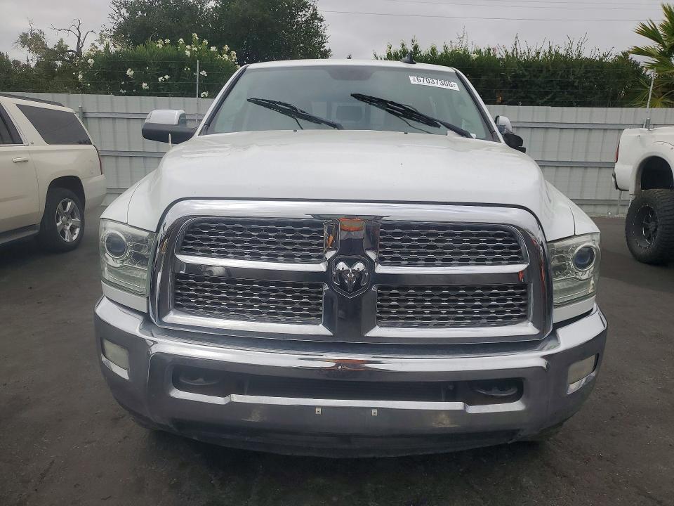 67037306 :رقم المزاد ، 3C63R3MLXFG616826 vin ، 2015 Ram 3500 مزاد بيع