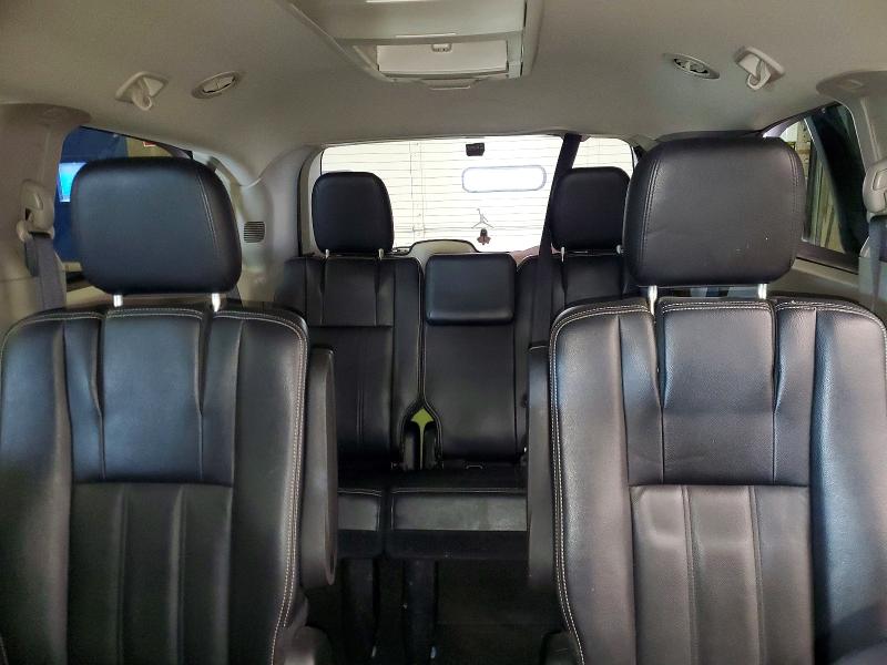 63785626 :رقم المزاد ، 2C4RC1BG8FR645153 vin ، 2015 Chrysler Town & Country مزاد بيع
