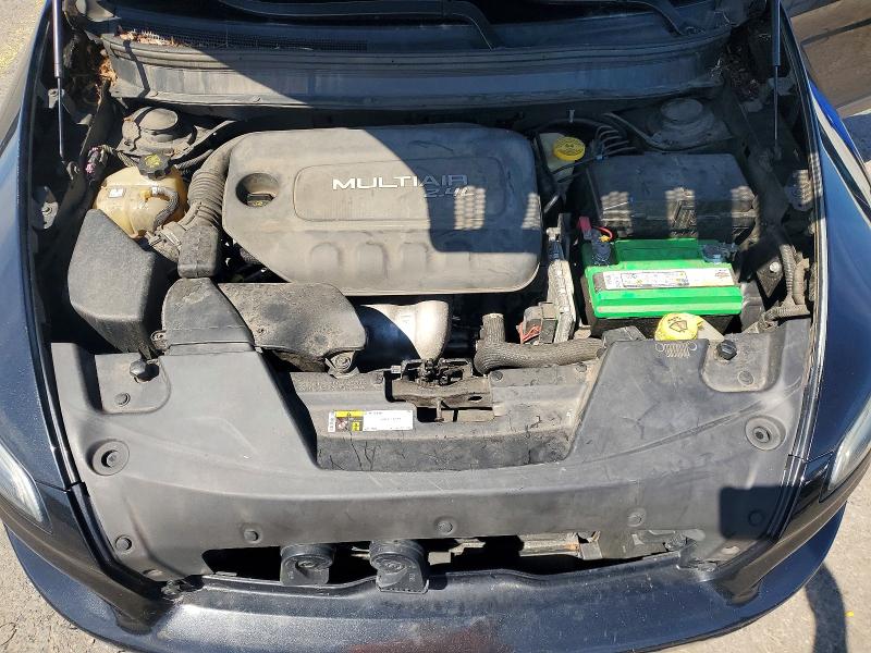63695486 :رقم المزاد ، 1C4PJMCB1FW793122 vin ، 2015 Jeep Cherokee مزاد بيع