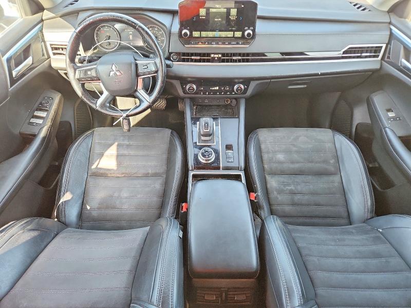 64815186 :رقم المزاد ، JA4J4UA83NZ046391 vin ، 2022 Mitsubishi Outlander مزاد بيع