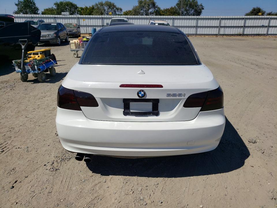 2011 Bmw 328 მანქანა იყიდება აუქციონზე, vin: WBADW7C55BE545226, აუქციონის ნომერი: 63927686