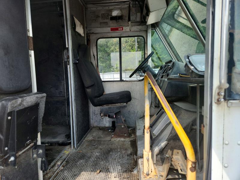Aukcja sprzedaży 2000 Freightliner Mt45 Chassis, vin: 4UZA4FA44YCF32521, numer aukcji: 63345946