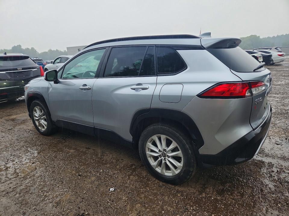 Продаж на аукціоні авто 2022 Toyota Corolla Cross, vin: 7MUBAABG4NV036645, номер лоту: 64040776