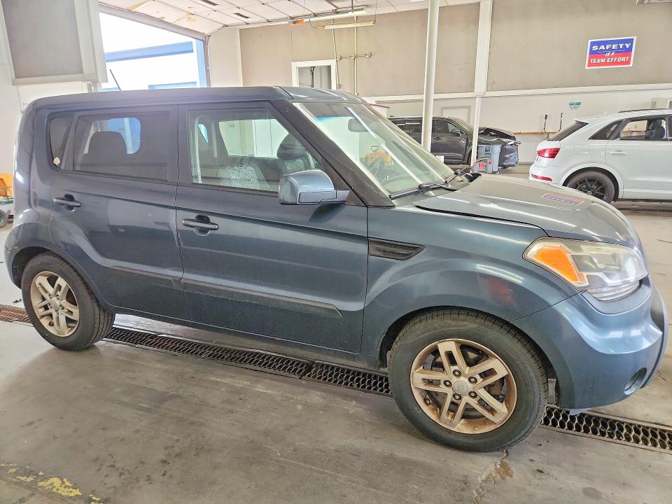Продажа на аукционе авто 2011 Kia Soul, vin: KNDJT2A22B7219124, номер лота: 64142366