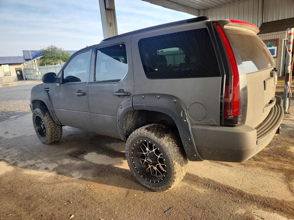 2008 Cadillac Escalade მანქანა იყიდება აუქციონზე, vin: 1GYFK63878R152772, აუქციონის ნომერი: 65613306