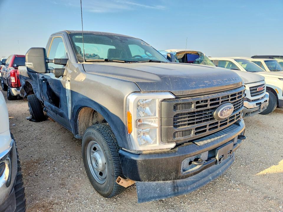 2026 Ford F250 მანქანა იყიდება აუქციონზე, vin: 1FTBF2BA1TED12232, აუქციონის ნომერი: 45920376