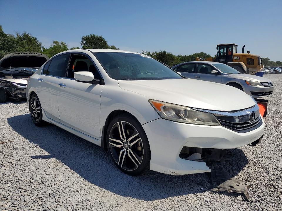 66021486 :رقم المزاد ، 1HGCR2F56HA136299 vin ، 2017 Honda Accord مزاد بيع