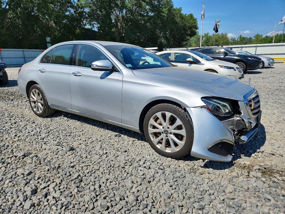 64304036 :رقم المزاد ، WDDZF4KB1KA505494 vin ، 2019 Mercedes-benz E مزاد بيع