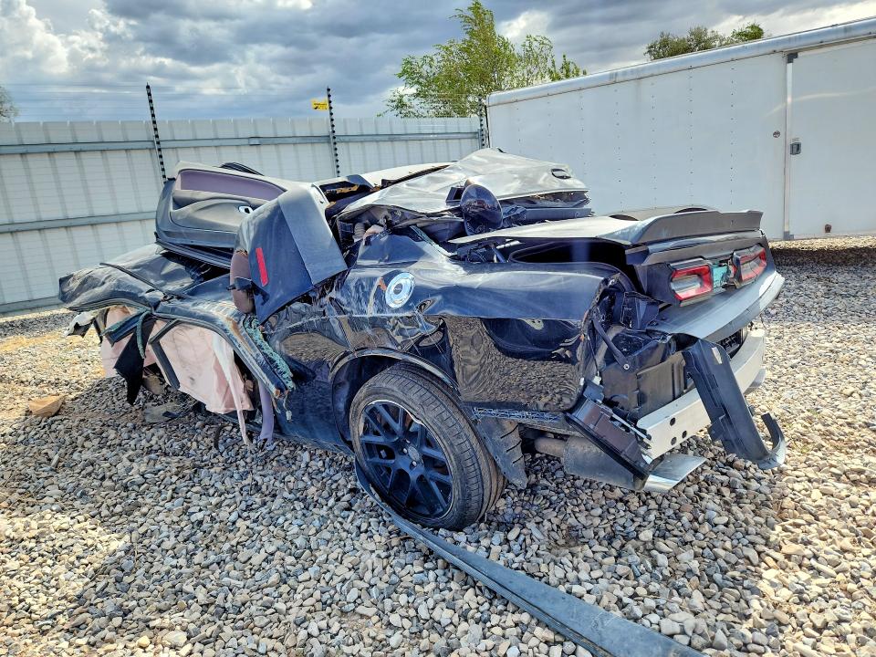 61508506 :رقم المزاد ، 2C3CDZFJ3FH798332 vin ، 2015 Dodge Challenger مزاد بيع