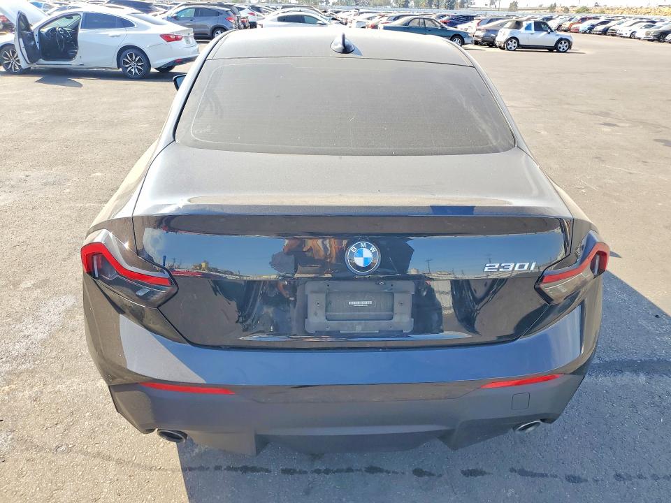 63700646 :رقم المزاد ، 3MW23CM09N8C49404 vin ، 2022 Bmw 230i مزاد بيع