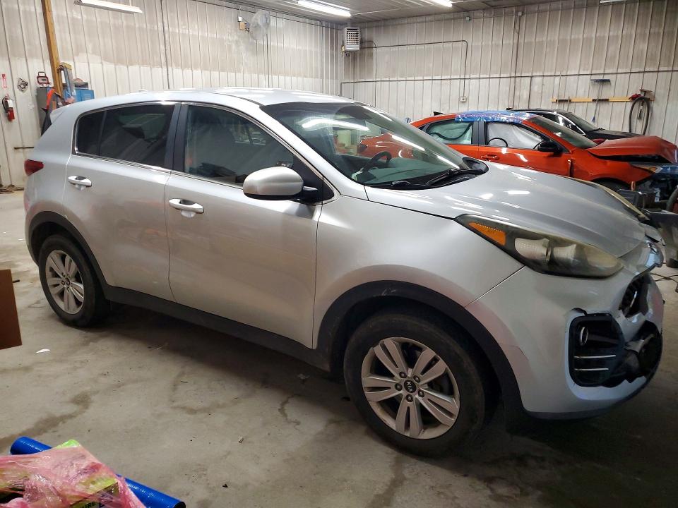 64018796 :رقم المزاد ، KNDPMCAC1K7565512 vin ، 2019 Kia Sportage مزاد بيع
