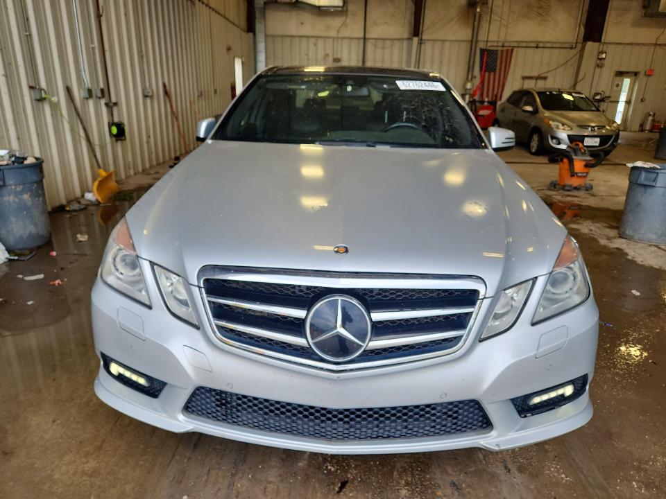 62762446 :رقم المزاد ، WDDHF9AB7BA303852 vin ، 2011 Mercedes-benz E مزاد بيع