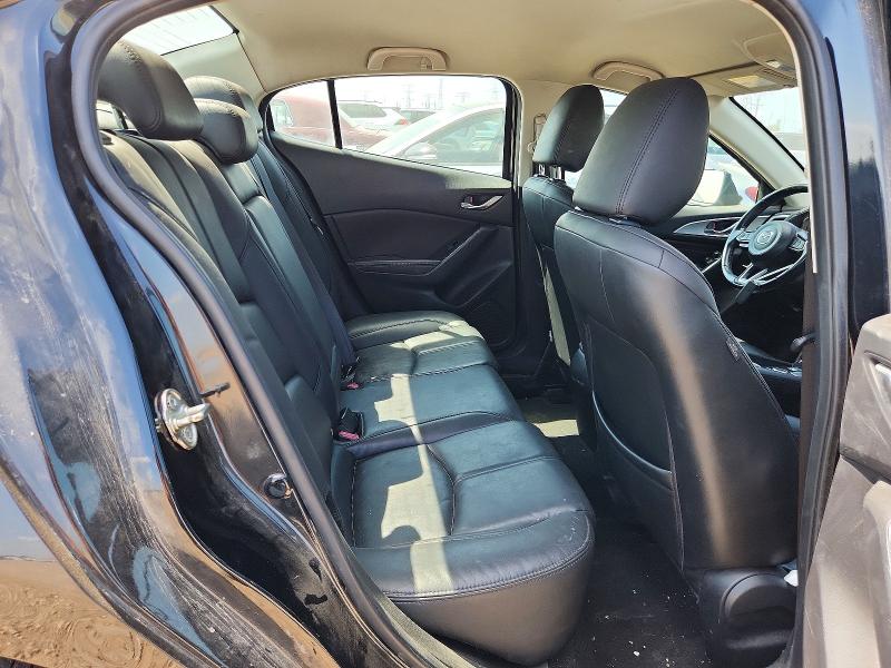 Продажа на аукционе авто 2018 Mazda 3, vin: 3MZBN1V37JM182214, номер лота: 63739676