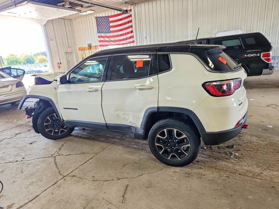 66841166 :رقم المزاد ، 3C4NJDDB1JT501795 vin ، 2018 Jeep Compass مزاد بيع