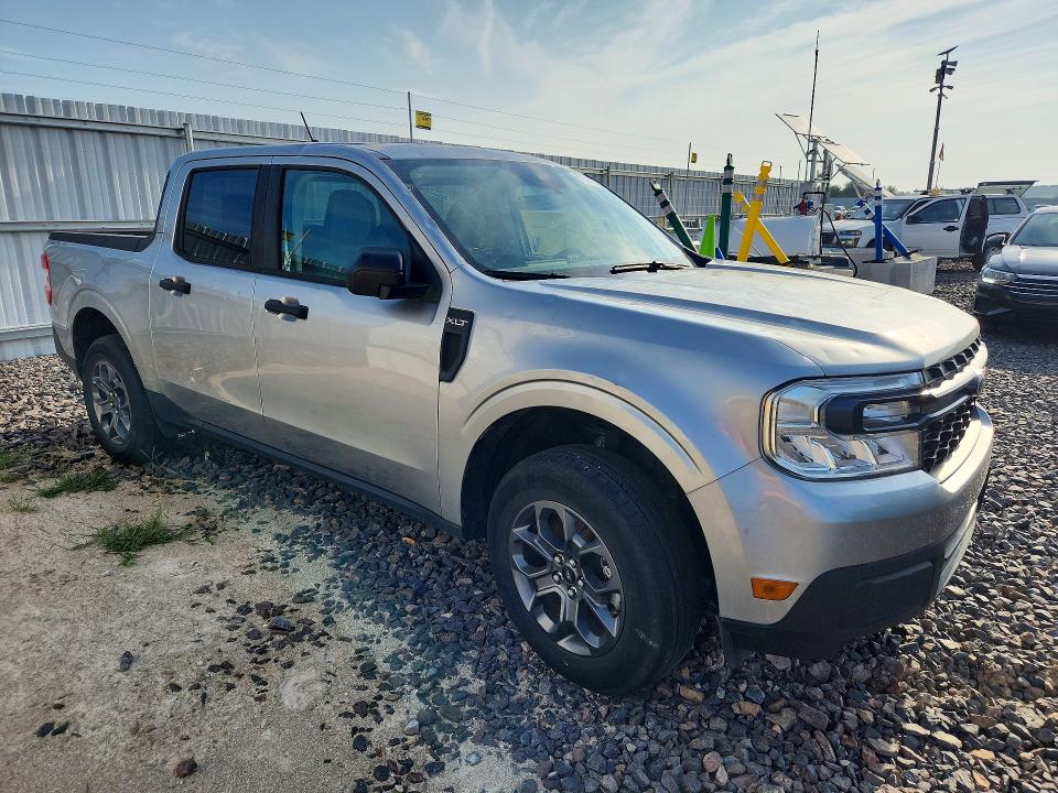 60806736 :رقم المزاد ، 3FTTW8H34RRA40863 vin ، 2024 Ford Maverick مزاد بيع