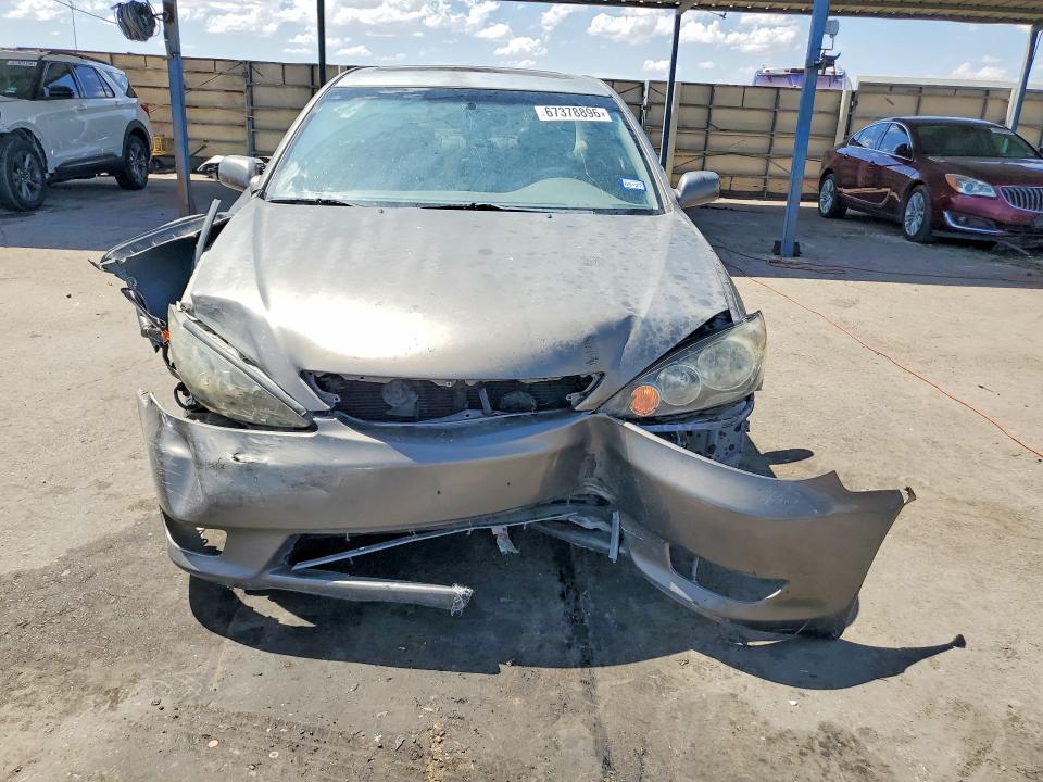 67378896 :رقم المزاد ، 4T1BF30KX6U631605 vin ، 2006 Toyota Camry مزاد بيع