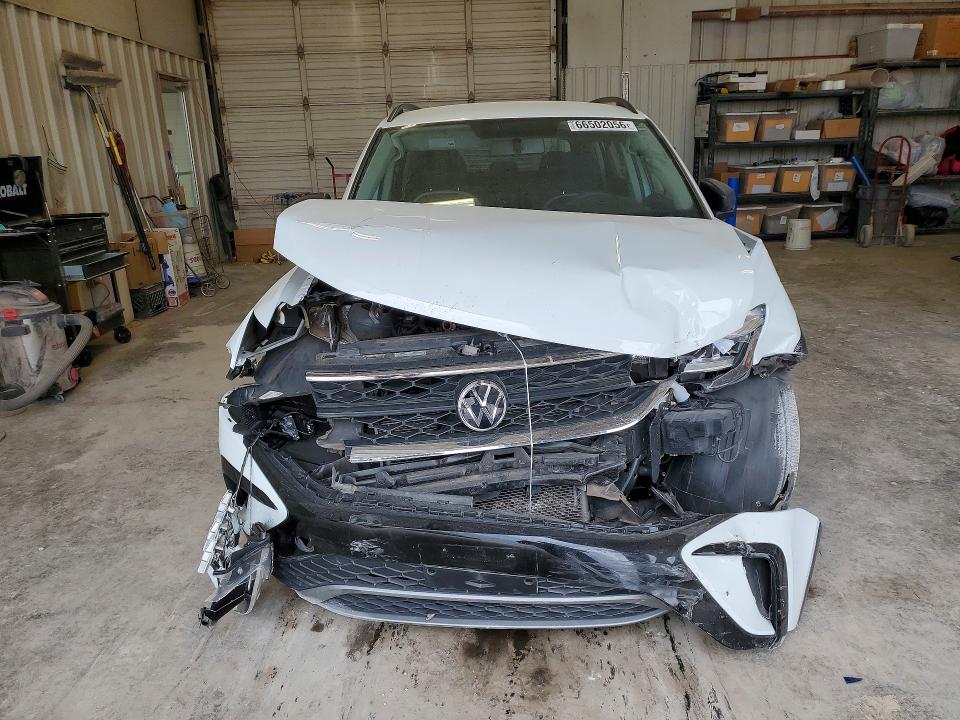 Продаж на аукціоні авто 2022 Volkswagen Taos, vin: 3VVCX7B22NM067060, номер лоту: 66502056