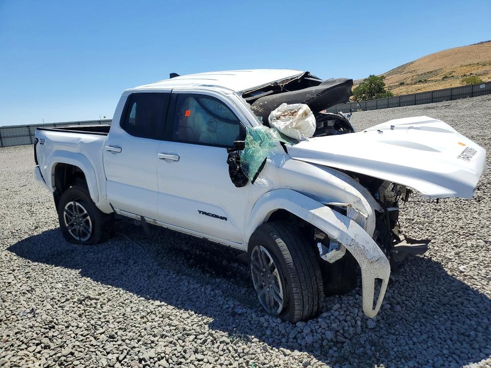 Продажа на аукционе авто 2024 Toyota Tacoma, vin: 3TMLB5JN3RM079155, номер лота: 64670806