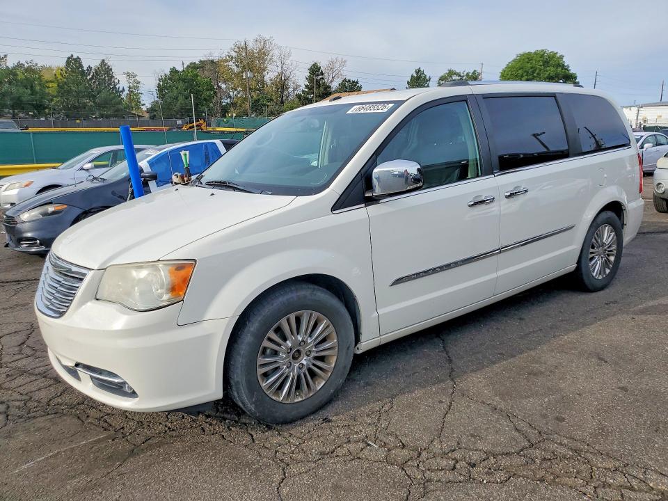 2011 Chrysler Town & Country მანქანა იყიდება აუქციონზე, vin: 2A4RR6DG6BR609698, აუქციონის ნომერი: 66485526