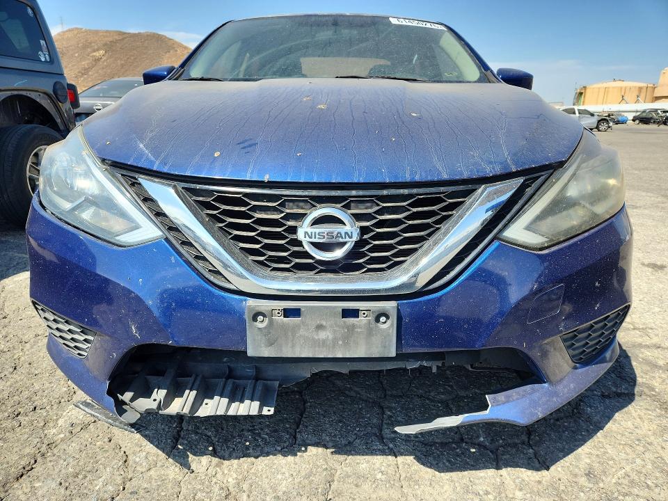 Продаж на аукціоні авто 2017 Nissan Sentra, vin: 3N1AB7AP2HY329760, номер лоту: 61450276