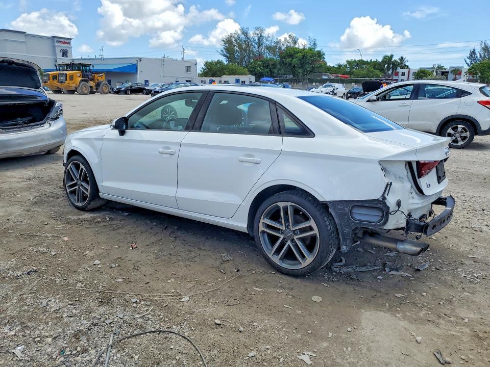 Продаж на аукціоні авто 2017 Audi A3, vin: WAUAUGFF0H1035444, номер лоту: 66216516