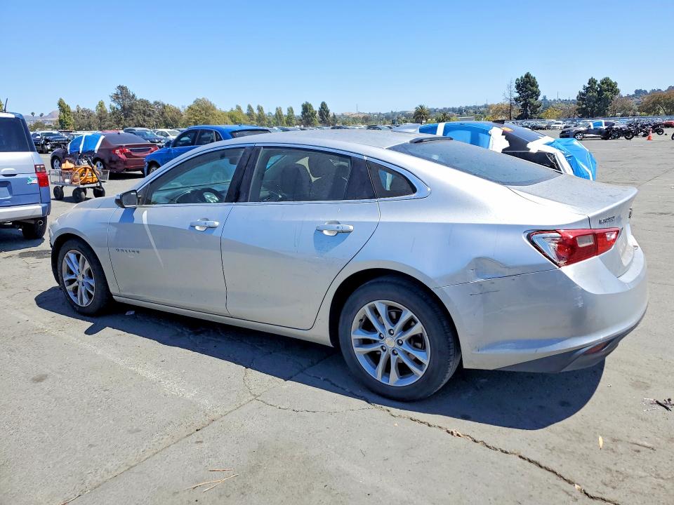 64312136 :رقم المزاد ، 1G1ZD5ST5JF274897 vin ، 2018 Chevrolet Malibu مزاد بيع