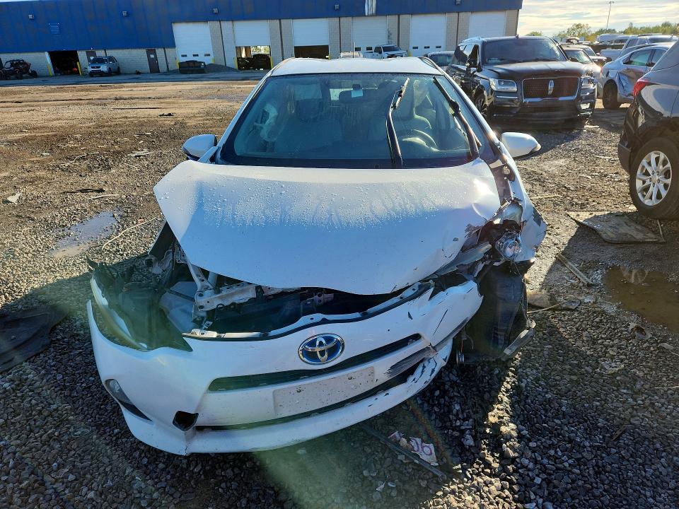 65736116 :رقم المزاد ، JTDKDTB37C1524797 vin ، 2012 Toyota Prius C مزاد بيع