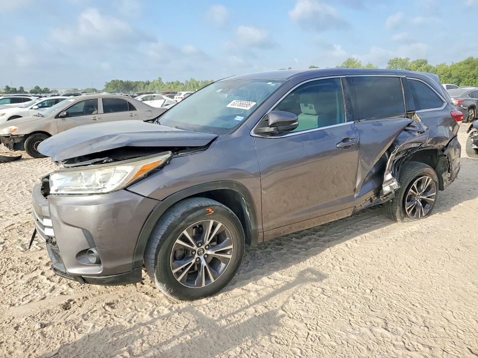 Продажа на аукционе авто 2018 Toyota Highlander, vin: 5TDZZRFH8JS245917, номер лота: 63766696