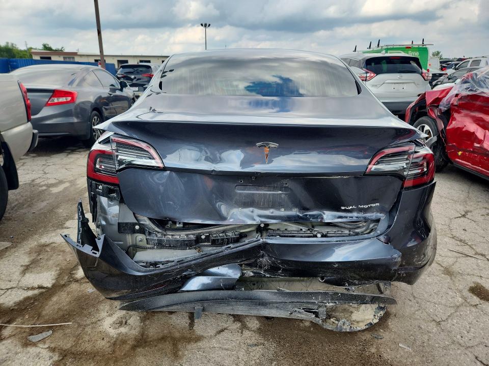 Продаж на аукціоні авто 2018 Tesla Model 3, vin: 5YJ3E1EB6JF103845, номер лоту: 64399386