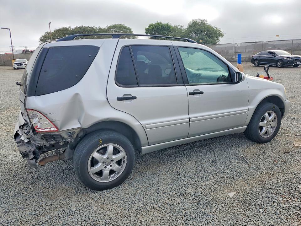 65236346 :رقم المزاد ، 4JGAB57E23A439109 vin ، 2003 Mercedes-benz Ml مزاد بيع