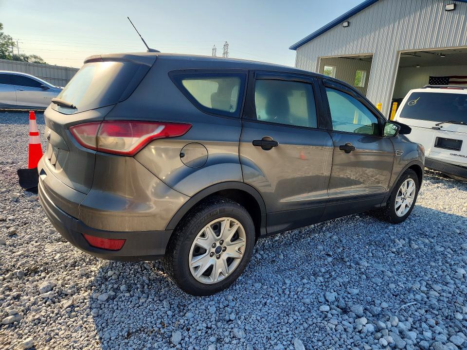 2014 Ford Escape მანქანა იყიდება აუქციონზე, vin: 1FMCU0F79EUB13818, აუქციონის ნომერი: 63138566