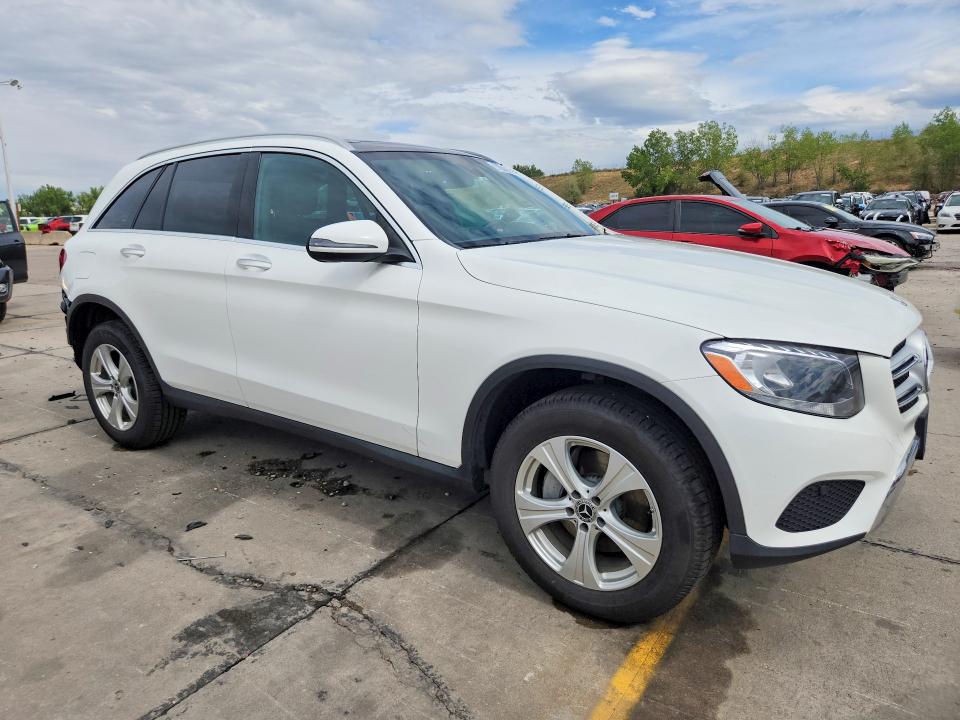 67031886 :رقم المزاد ، WDC0G4KB2JV023456 vin ، 2018 Mercedes-benz Glc مزاد بيع