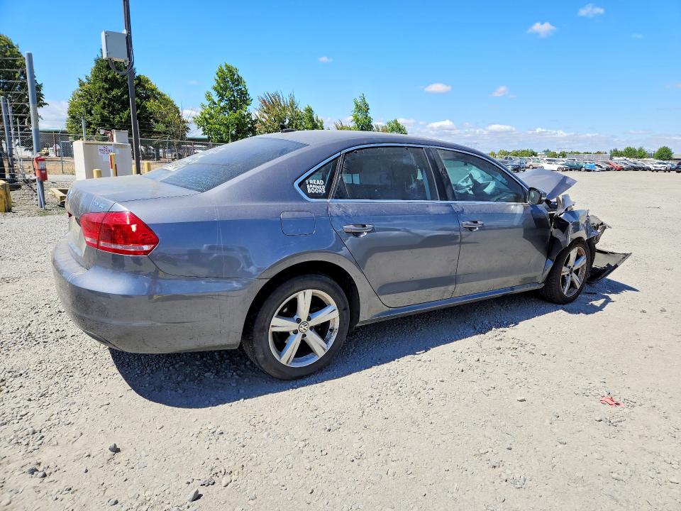 64480836 :رقم المزاد ، 1VWBN7A33DC097109 vin ، 2013 Volkswagen Passat مزاد بيع