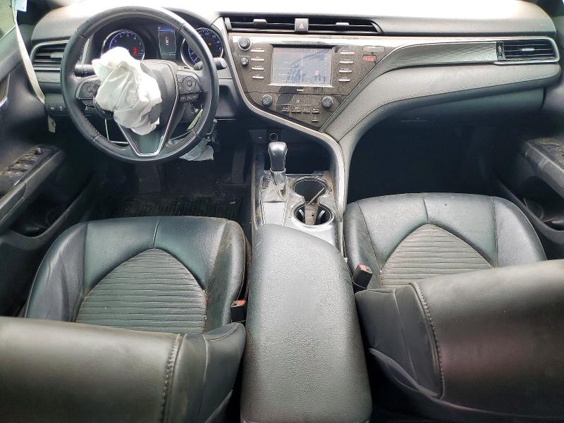 64718536 :رقم المزاد ، 4T1G11AK9LU358126 vin ، 2020 Toyota Camry مزاد بيع