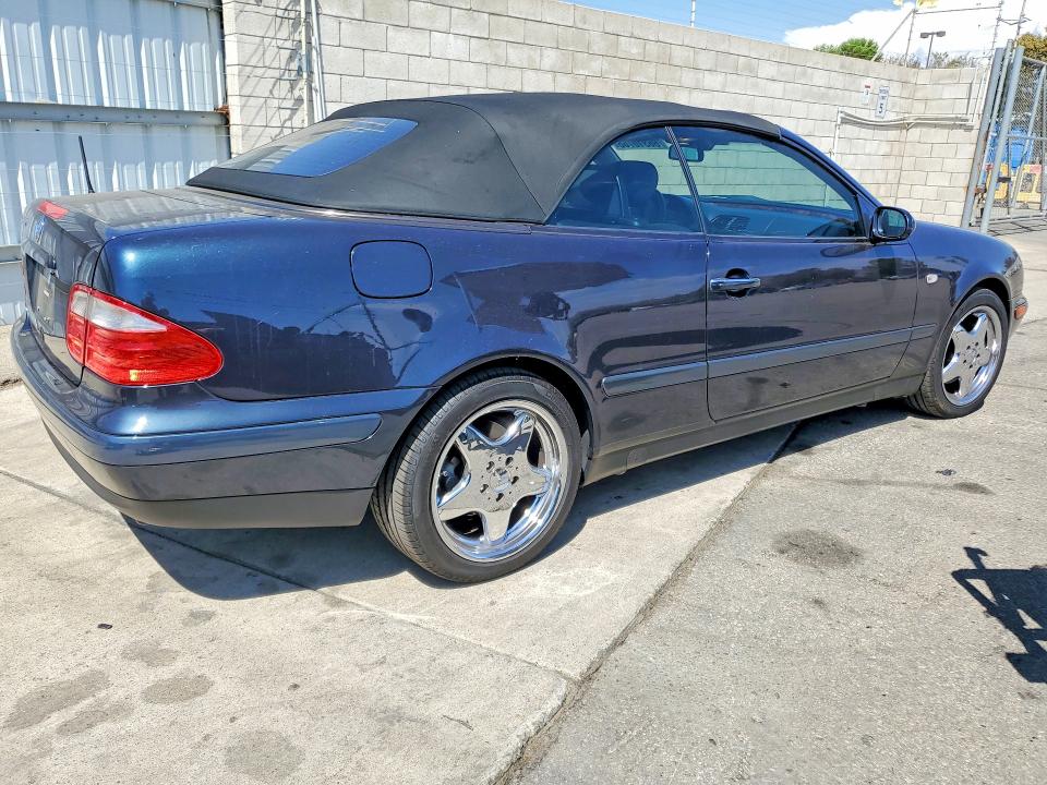1999 Mercedes-benz Clk მანქანა იყიდება აუქციონზე, vin: WDBLK65G6XT020681, აუქციონის ნომერი: 66310766