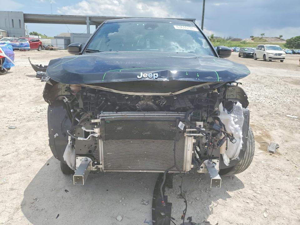 63699786 :رقم المزاد ، 3C4NJDAN9PT558494 vin ، 2023 Jeep Compass مزاد بيع