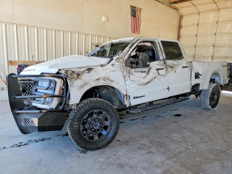 63586356 :رقم المزاد ، 1FT8W3BT2RED02870 vin ، 2024 Ford F350 مزاد بيع