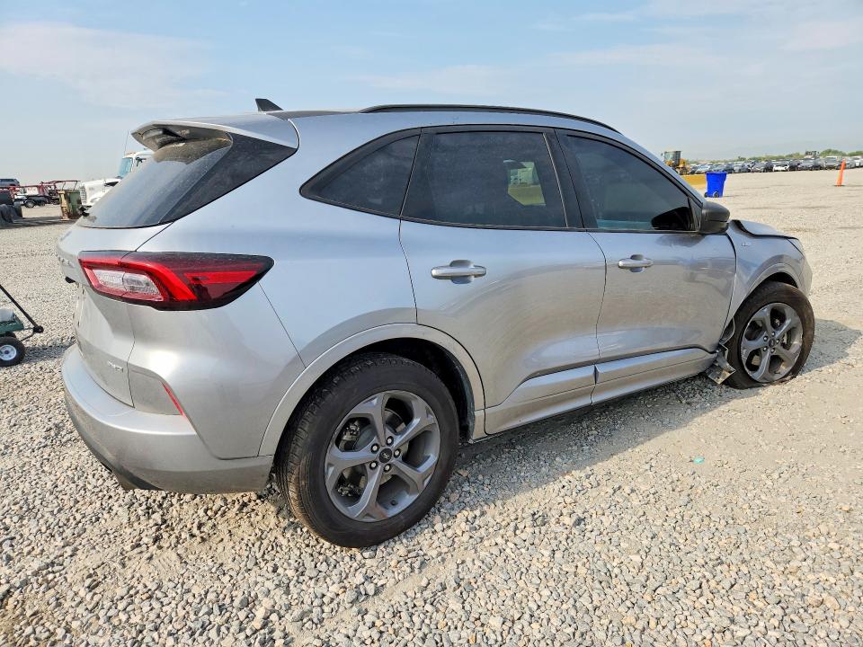 64695556 :رقم المزاد ، 1FMCU9MN3PUA59182 vin ، 2023 Ford Escape مزاد بيع