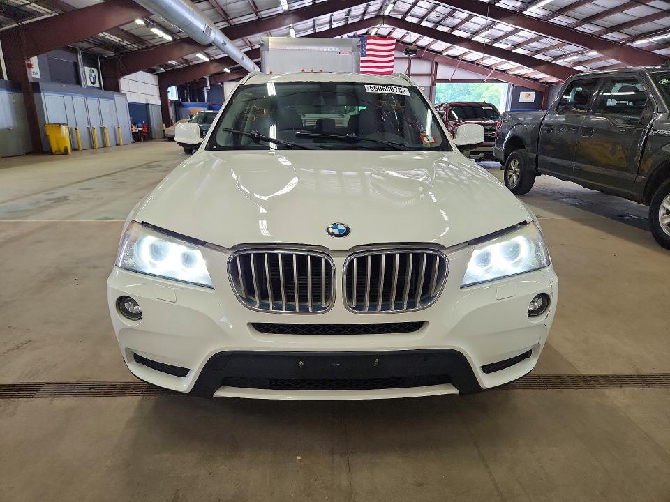 66060876 :رقم المزاد ، 5UXWX9C57D0A32663 vin ، 2013 Bmw X3 مزاد بيع