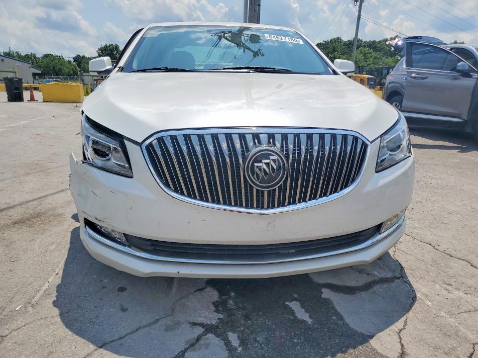 64827156 :رقم المزاد ، 1G4GD5G37GF208945 vin ، 2016 Buick Lacrosse مزاد بيع