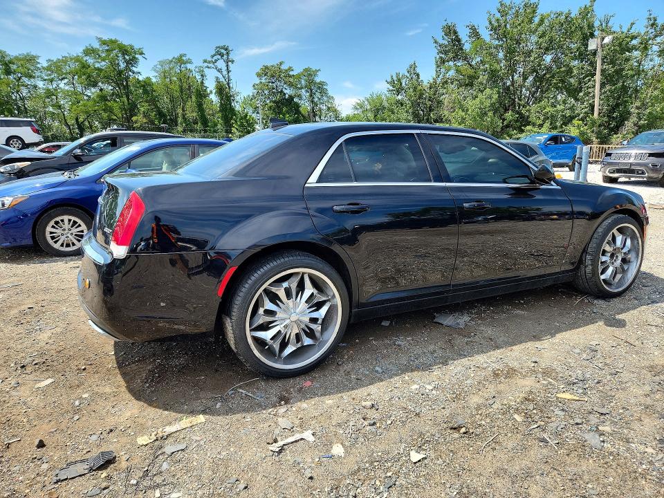 Продаж на аукціоні авто 2015 Chrysler 300, vin: 2C3CCARG1FH923221, номер лоту: 65898186