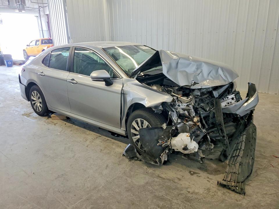 Продажа на аукционе авто 2022 Toyota Camry, vin: 4T1C31AK4NU575112, номер лота: 63899846