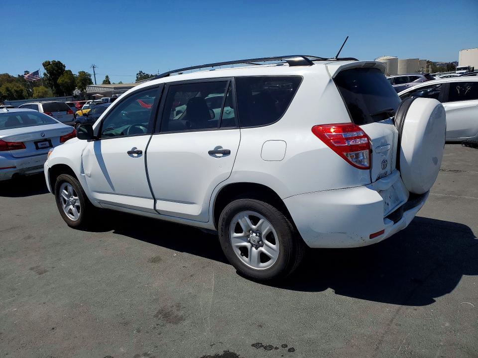 63802116 :رقم المزاد ، 2T3BK4DV5BW060810 vin ، 2011 Toyota Rav4 مزاد بيع
