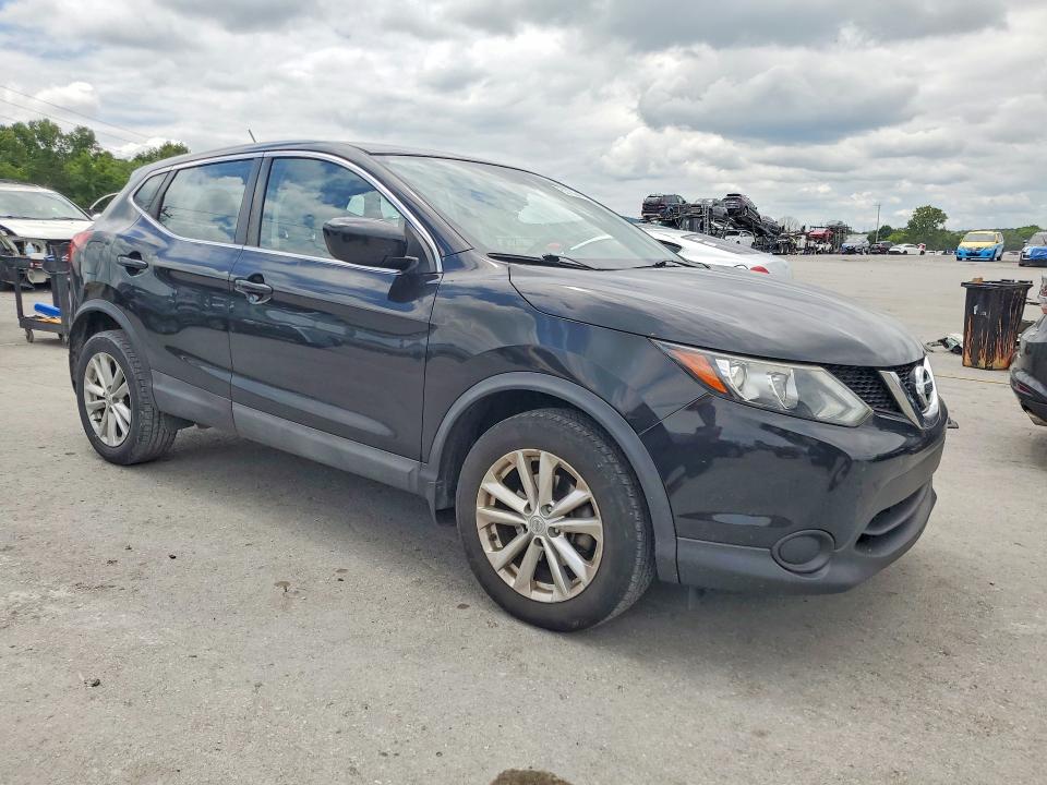 2017 Nissan Rogue Sport მანქანა იყიდება აუქციონზე, vin: JN1BJ1CP7HW010928, აუქციონის ნომერი: 63739446
