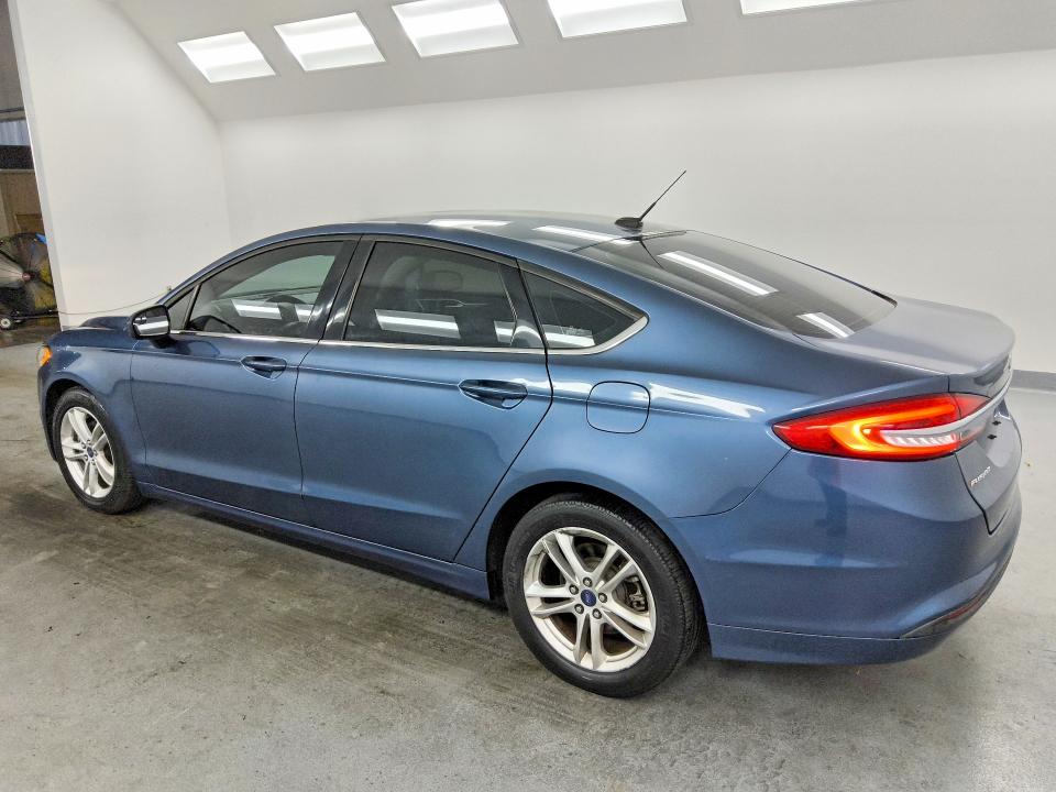 62965316 :رقم المزاد ، 3FA6P0H76JR129598 vin ، 2018 Ford Fusion مزاد بيع