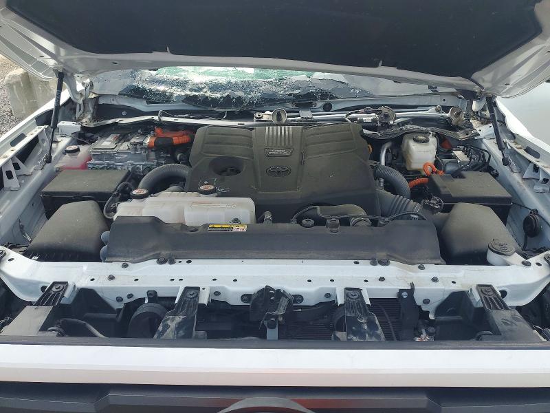 64314716 :رقم المزاد ، 5TFWC5DB3RX077394 vin ، 2024 Toyota Tundra مزاد بيع
