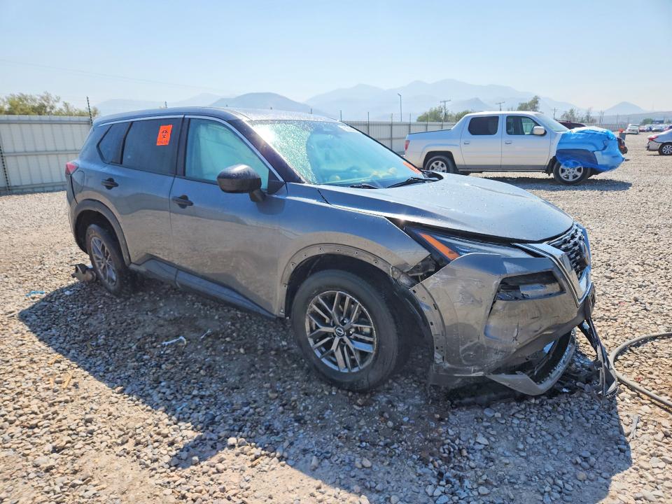 63529026 :رقم المزاد ، 5N1BT3AA5PC777531 vin ، 2023 Nissan Rogue مزاد بيع